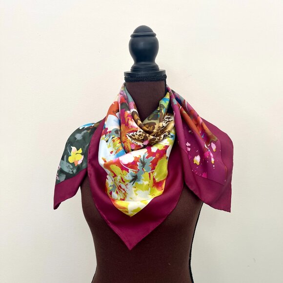Salvatore Ferragamo Scarf Leopard in Flower Garden Burgundy Wine Wrap - Picture 14 of 16